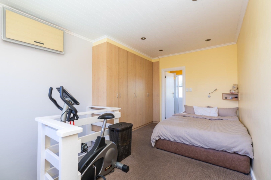 6 Bedroom Property for Sale in Milnerton Western Cape